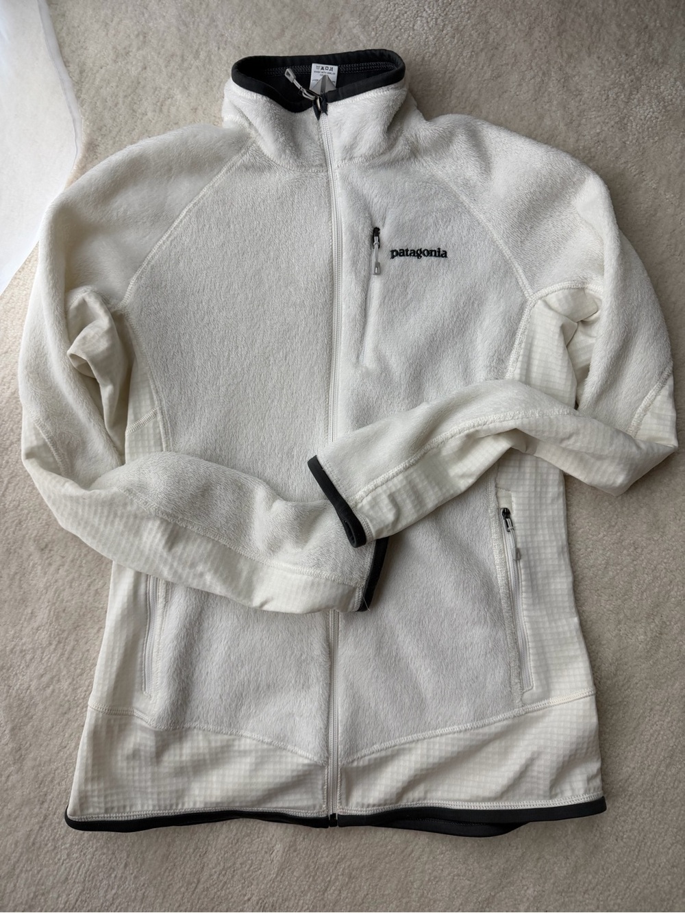 Patagonia Polartec Thermal Pro Cream Full-Zip Teddy Fleece Jacket  Black Trim